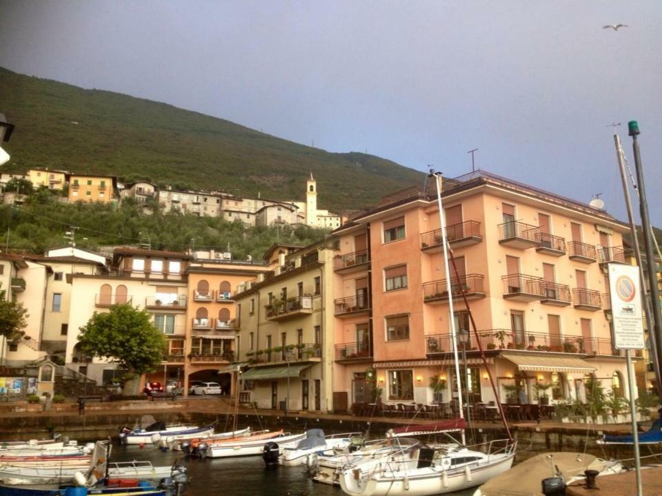Casa Elvira Apartment Brenzone sul Garda Exterior foto